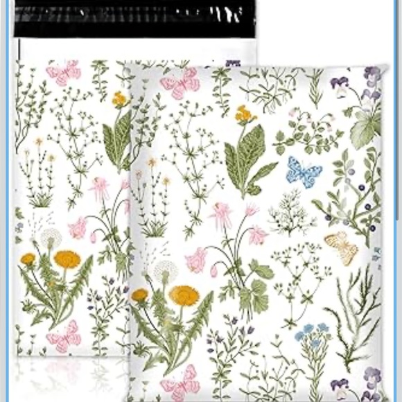 Other - 20- 10x13 spring Polymailers